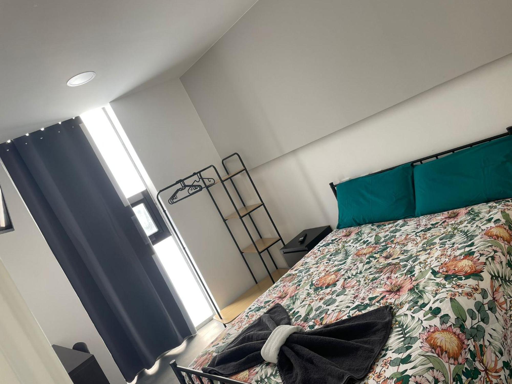 Hostal Nana B&B อาร์โรโย เด ลา เองกอมเมียนดา ภายนอก รูปภาพ