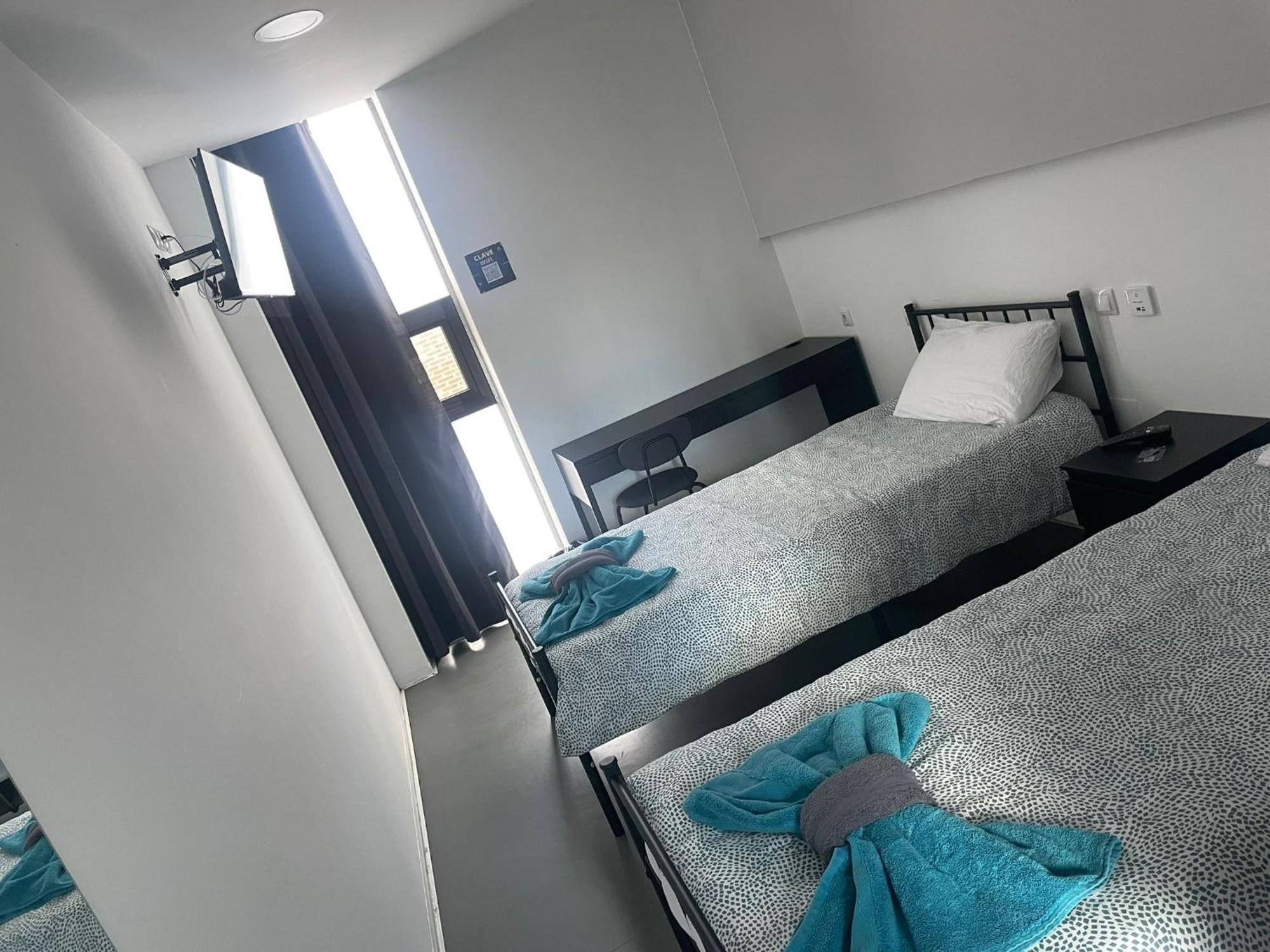 Hostal Nana B&B อาร์โรโย เด ลา เองกอมเมียนดา ภายนอก รูปภาพ