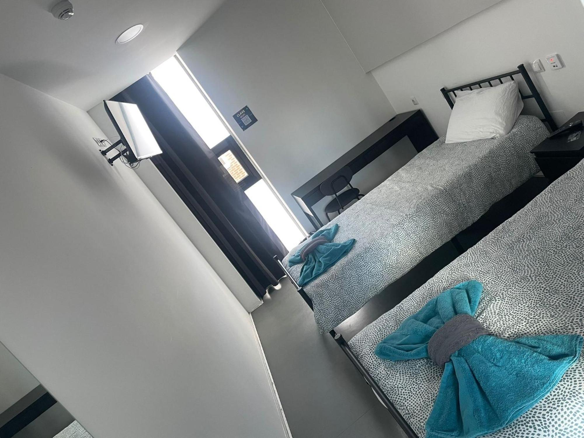 Hostal Nana B&B อาร์โรโย เด ลา เองกอมเมียนดา ภายนอก รูปภาพ